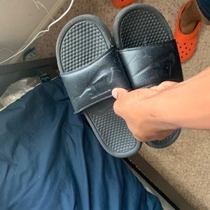 Nike slides